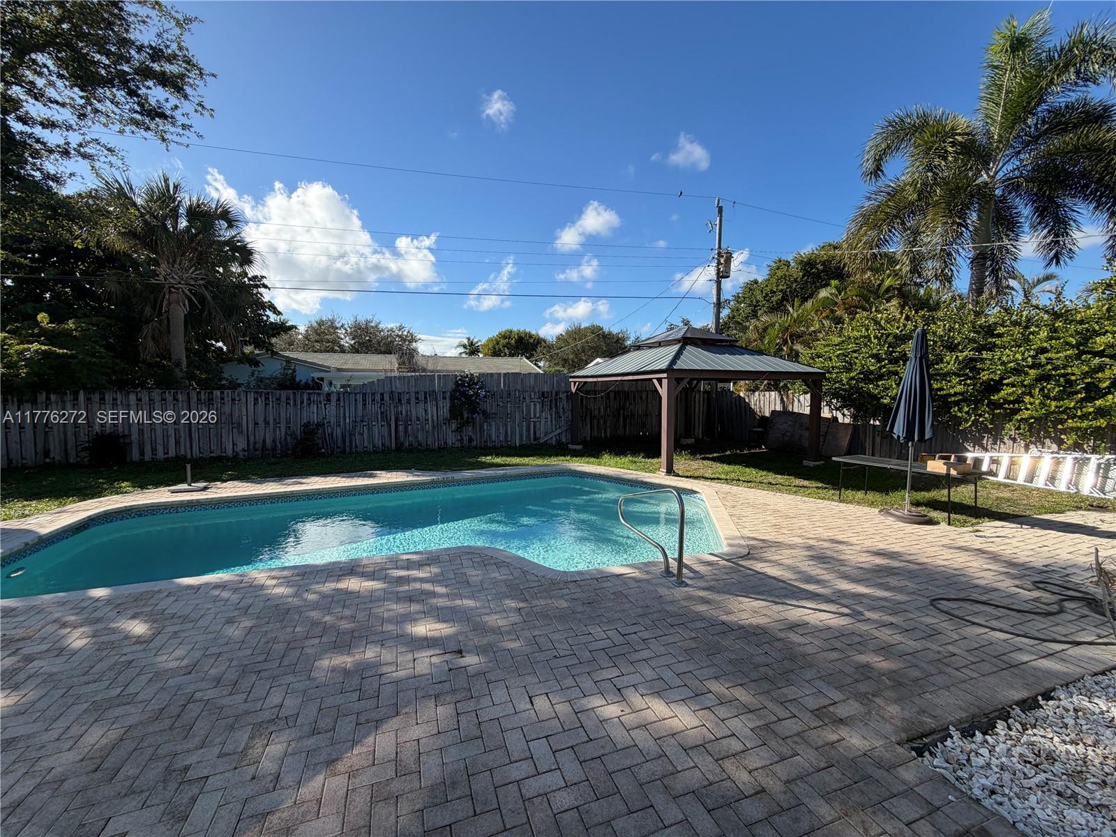 DEER-POMP ESTATES - Residential