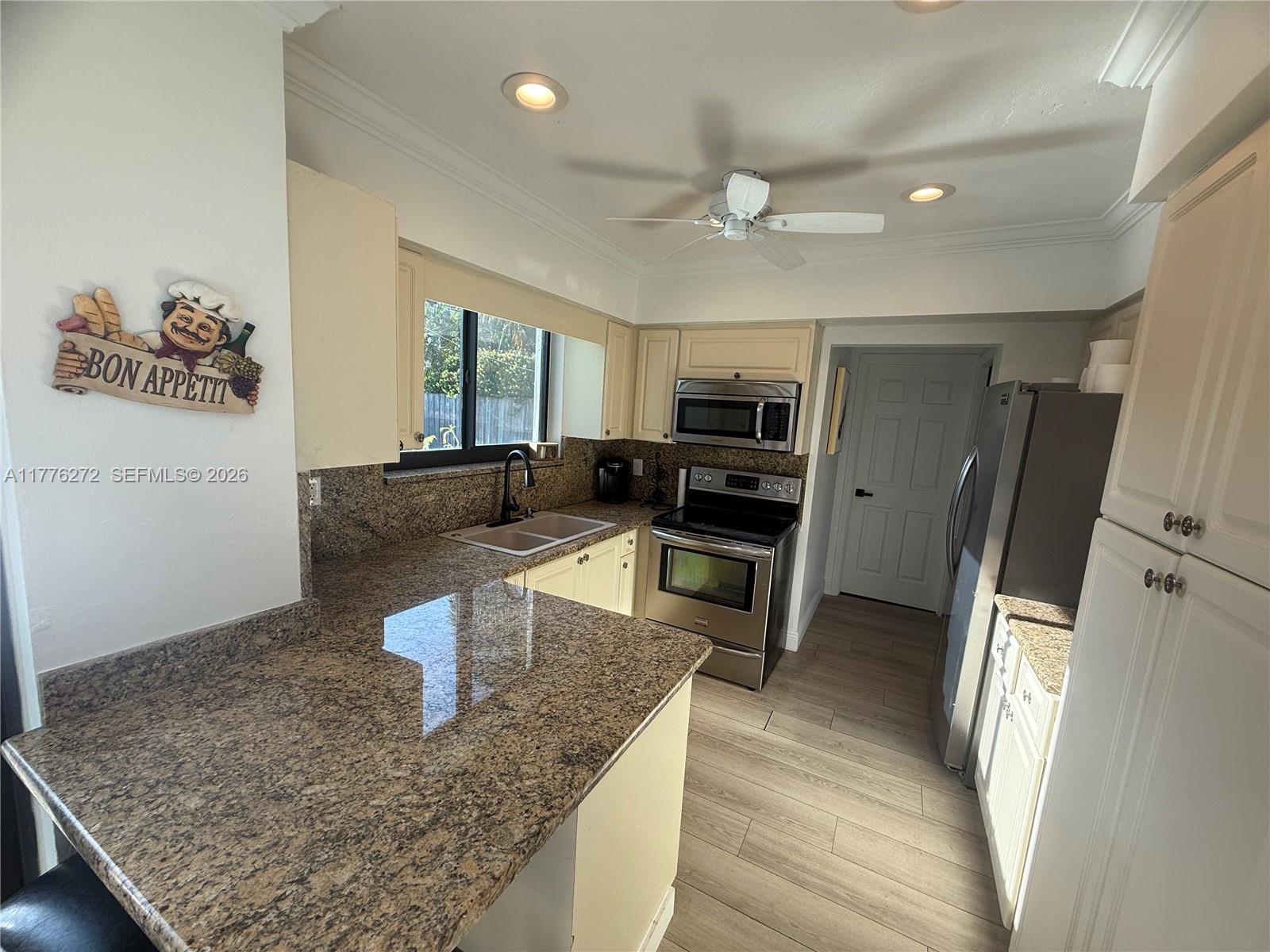 DEER-POMP ESTATES - Residential