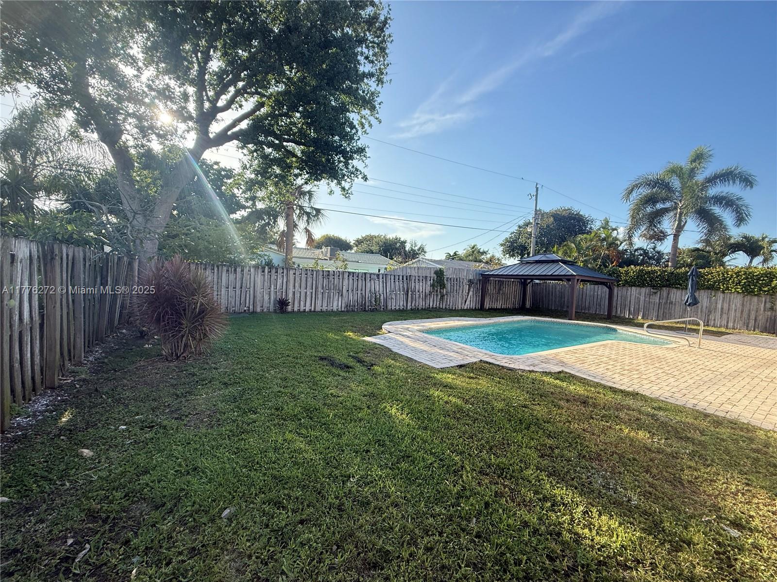 DEER-POMP ESTATES - Residential