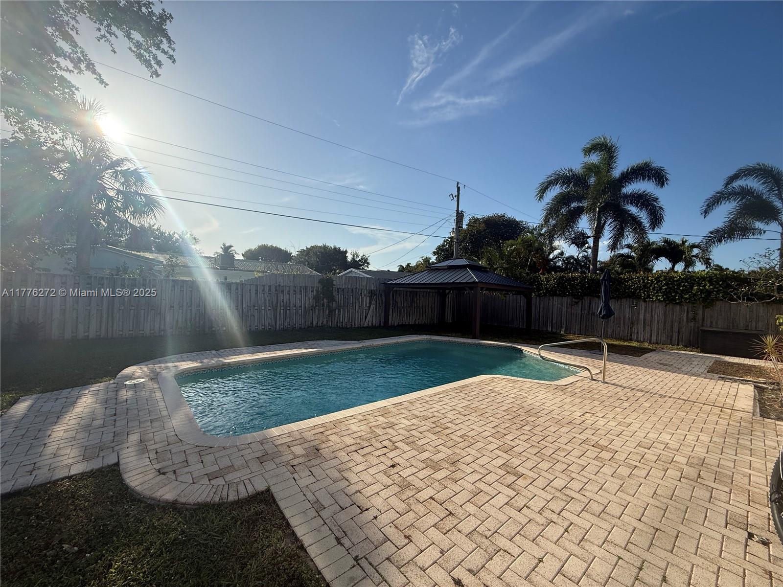 DEER-POMP ESTATES - Residential