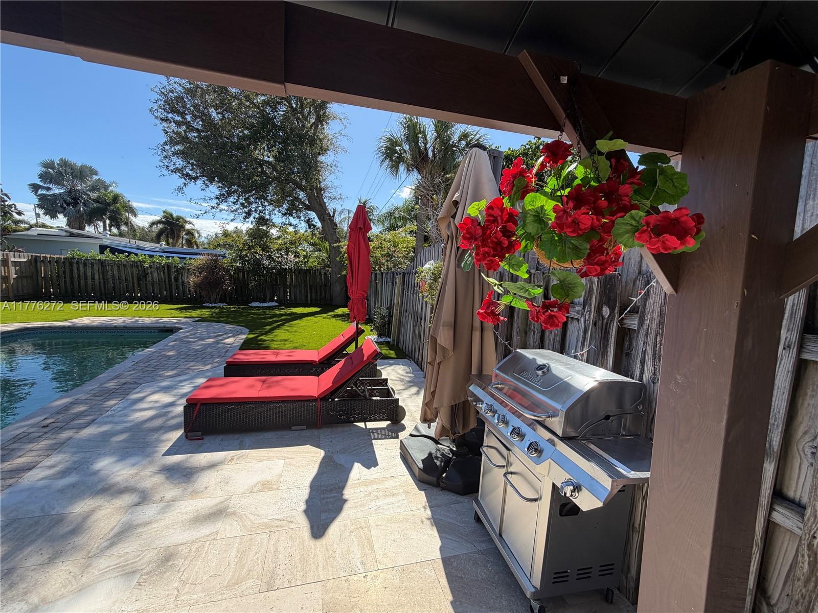 DEER-POMP ESTATES - Residential