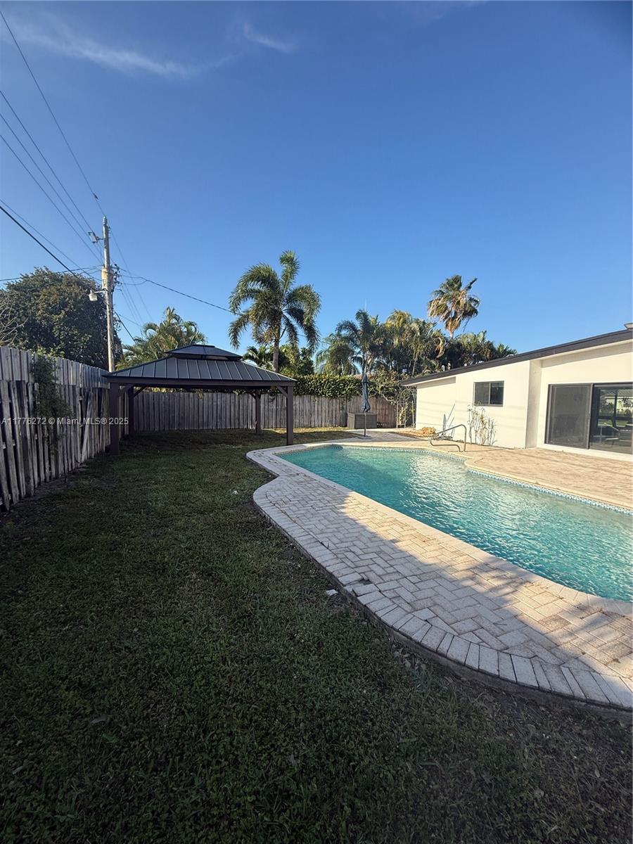 DEER-POMP ESTATES - Residential