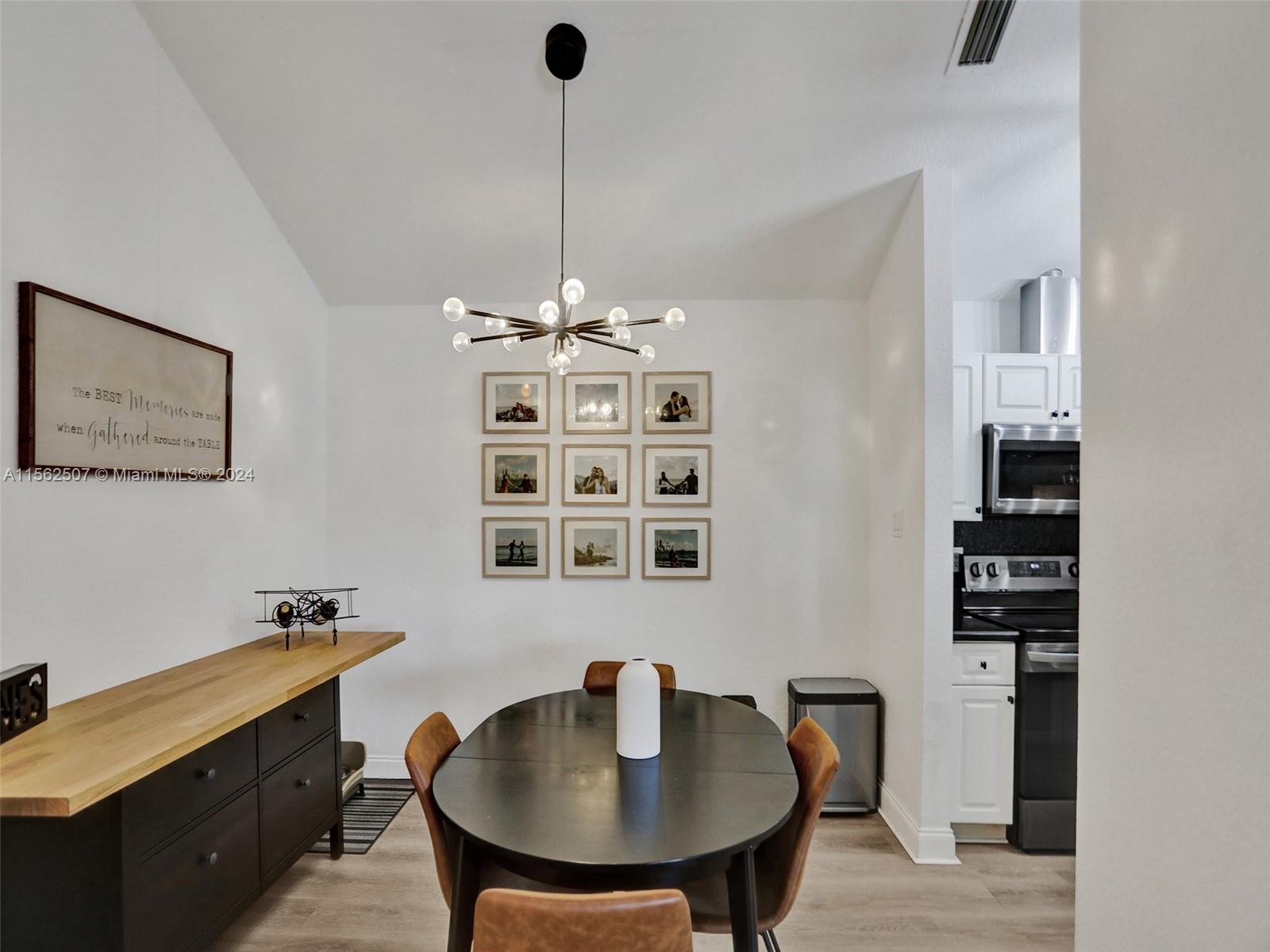 ROYAL PALM PLACE - Residential