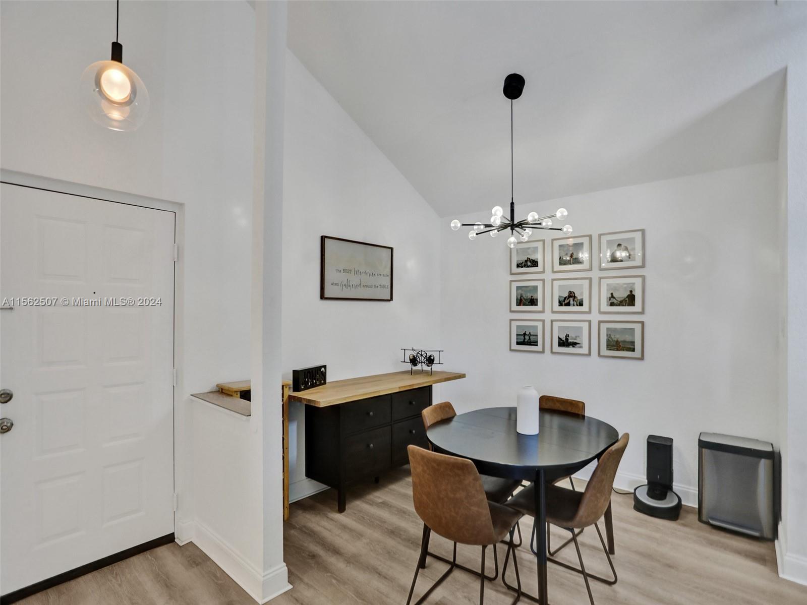 ROYAL PALM PLACE - Residential