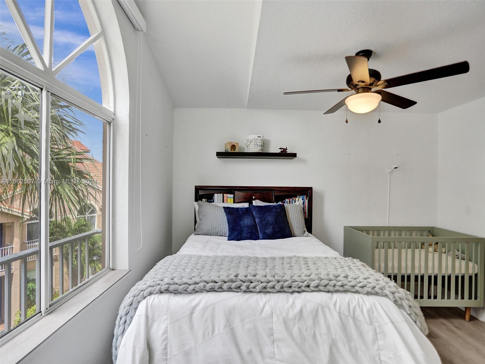 ROYAL PALM PLACE - Residential