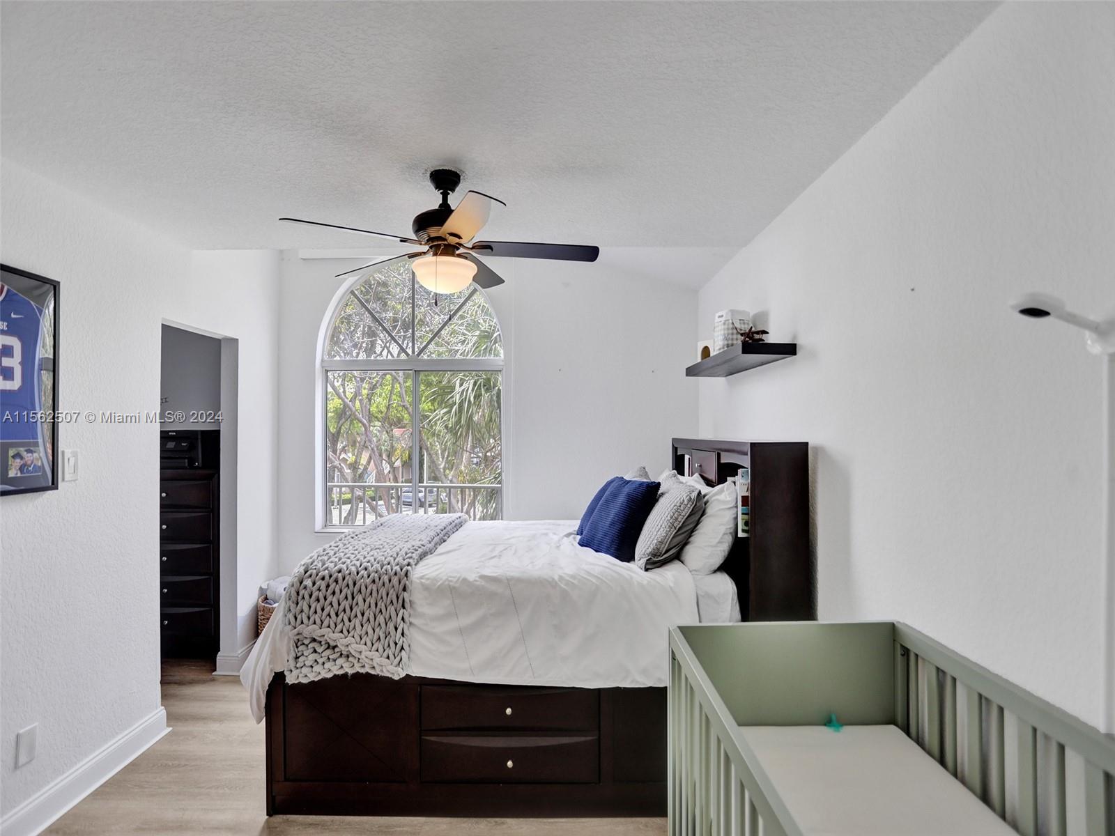 ROYAL PALM PLACE - Residential
