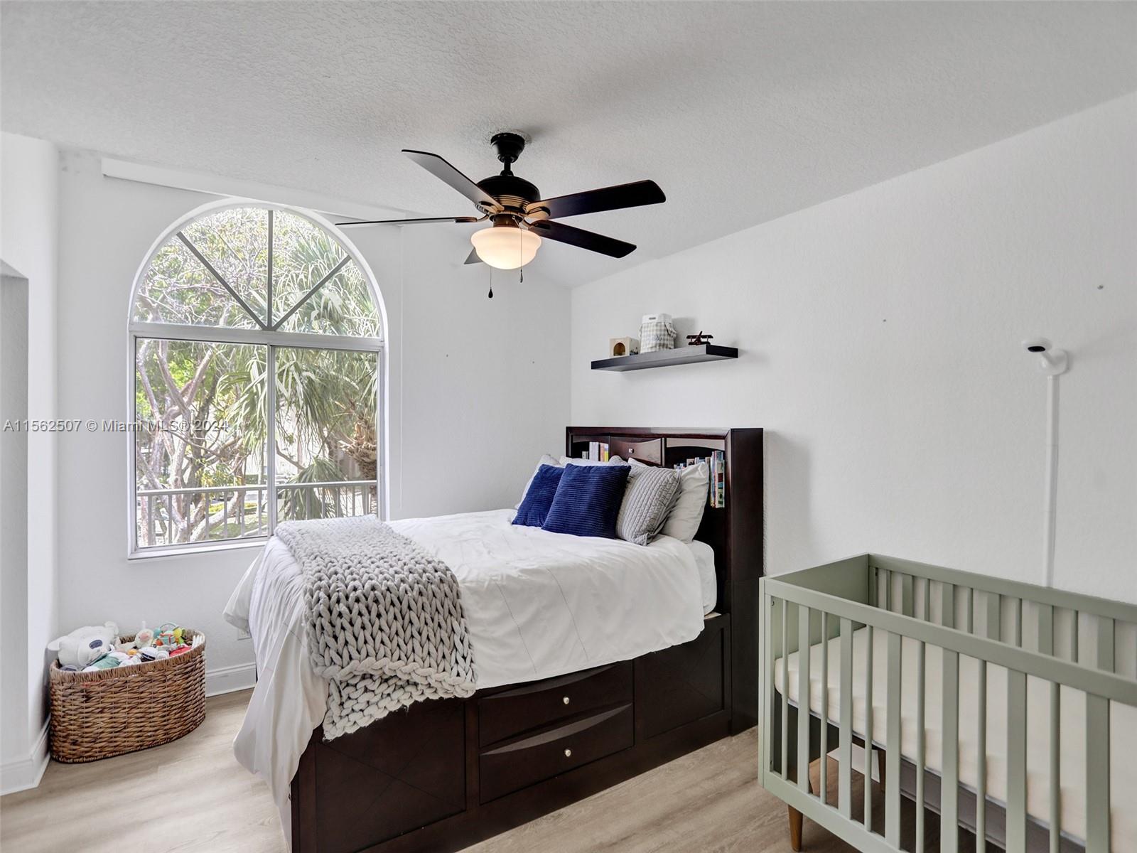 ROYAL PALM PLACE - Residential