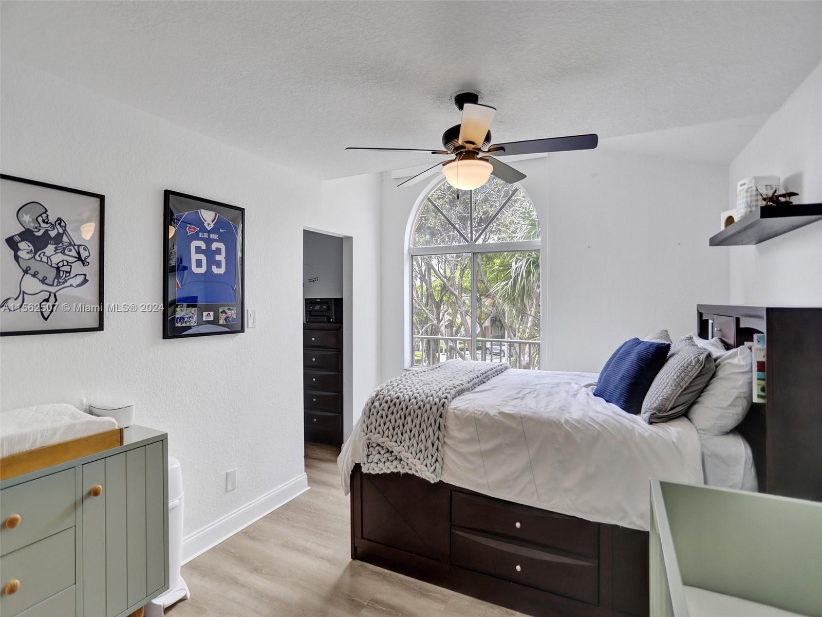 ROYAL PALM PLACE - Residential