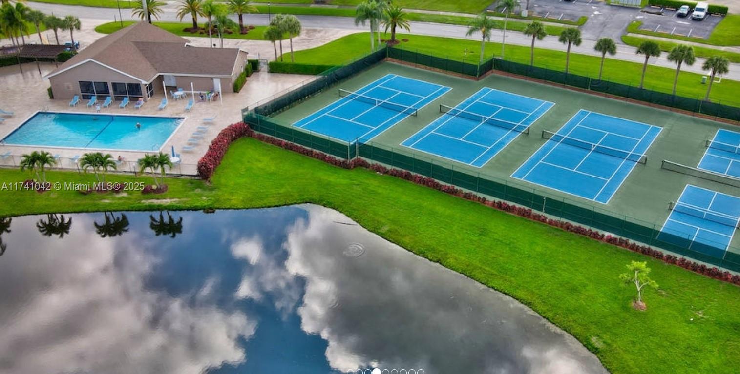 BOCA GARDENS 3 - Residential