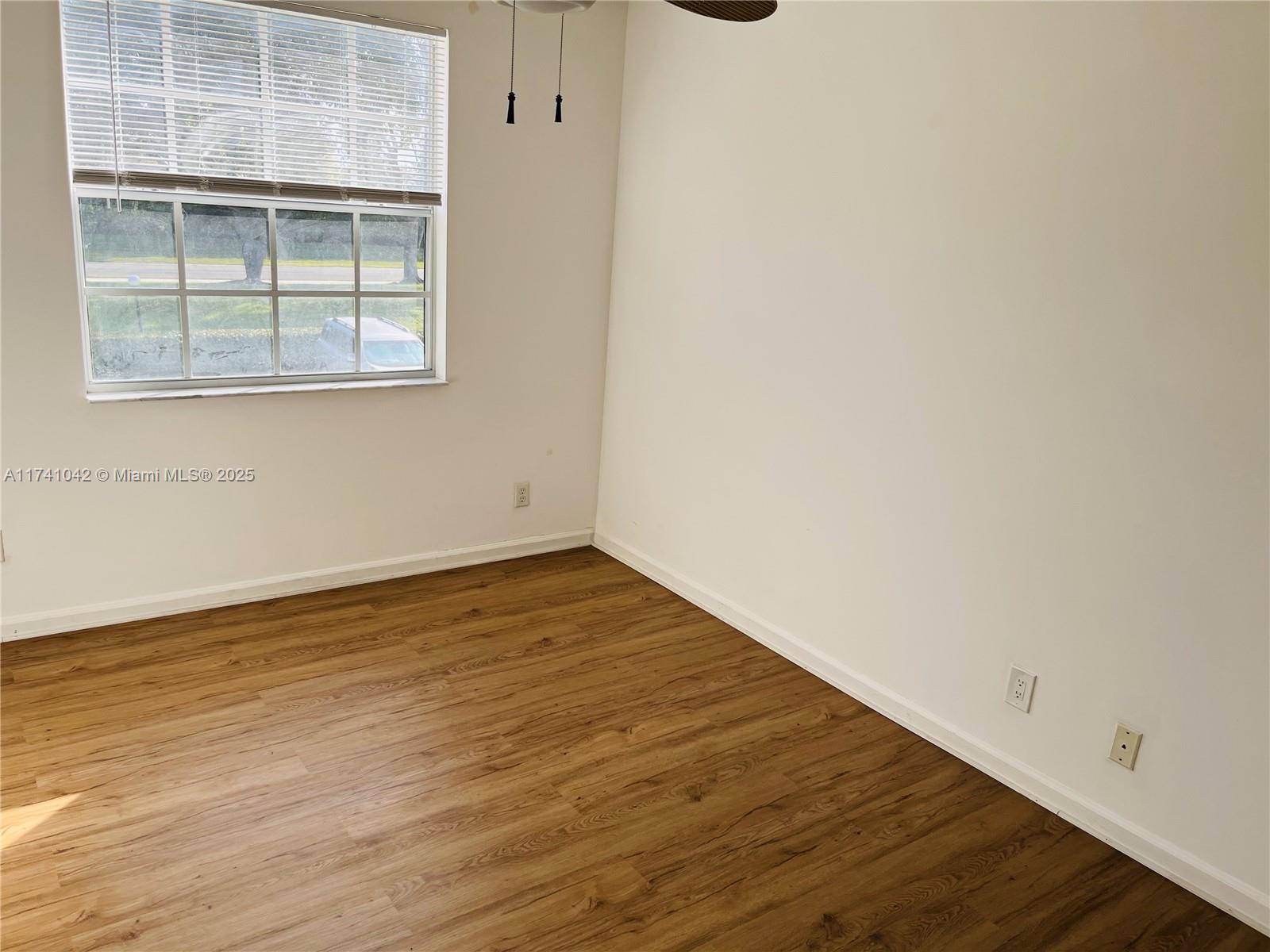 BOCA GARDENS 3 - Residential