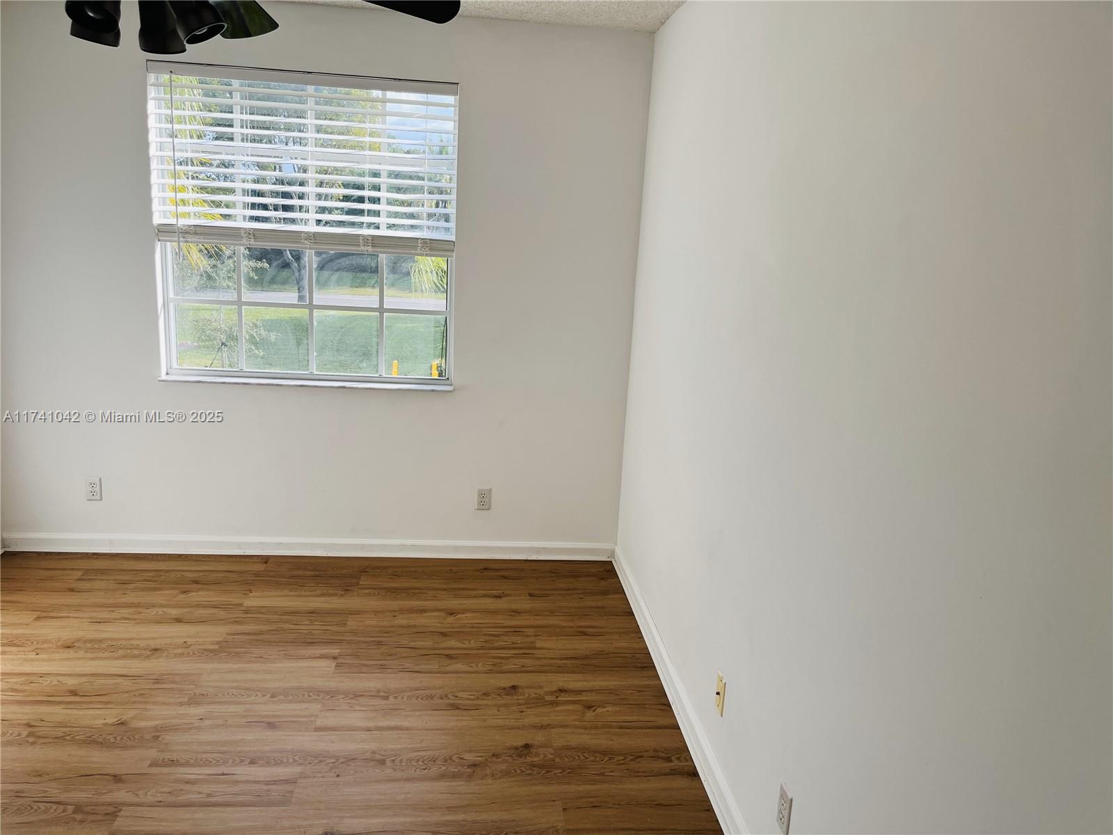 BOCA GARDENS 3 - Residential