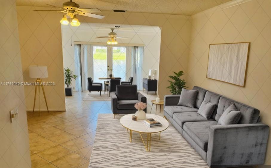 BOCA GARDENS 3 - Residential