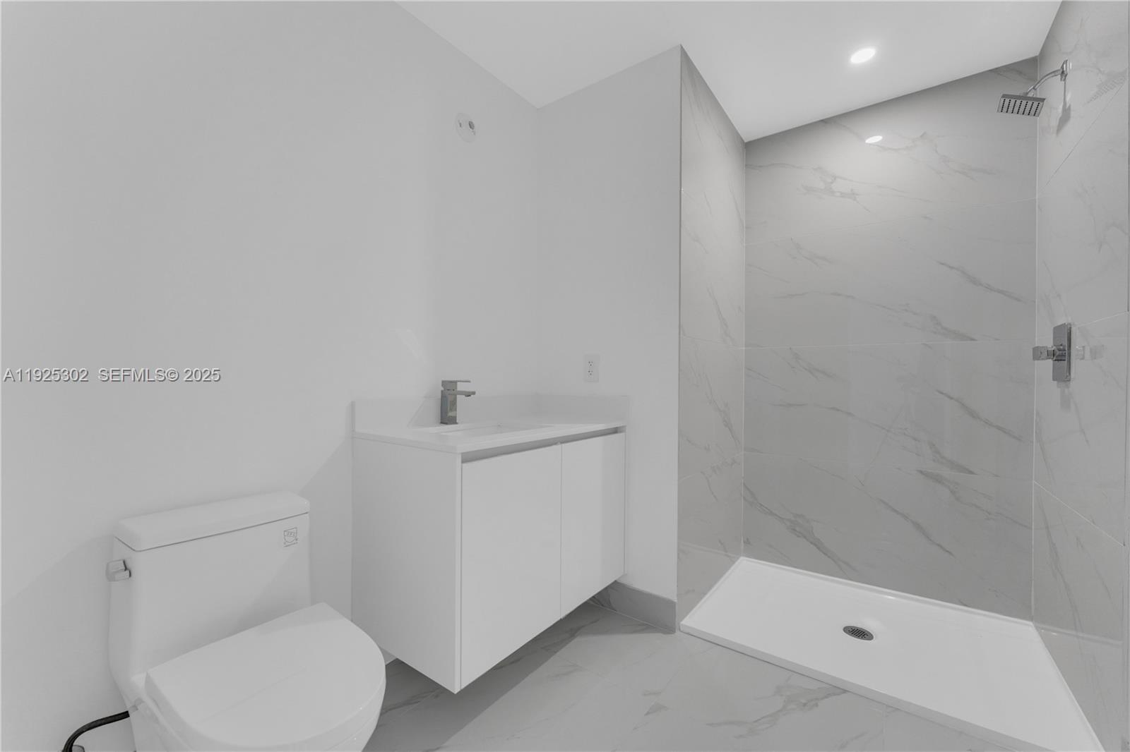 ARIA RESERVE SOUTH - Residential