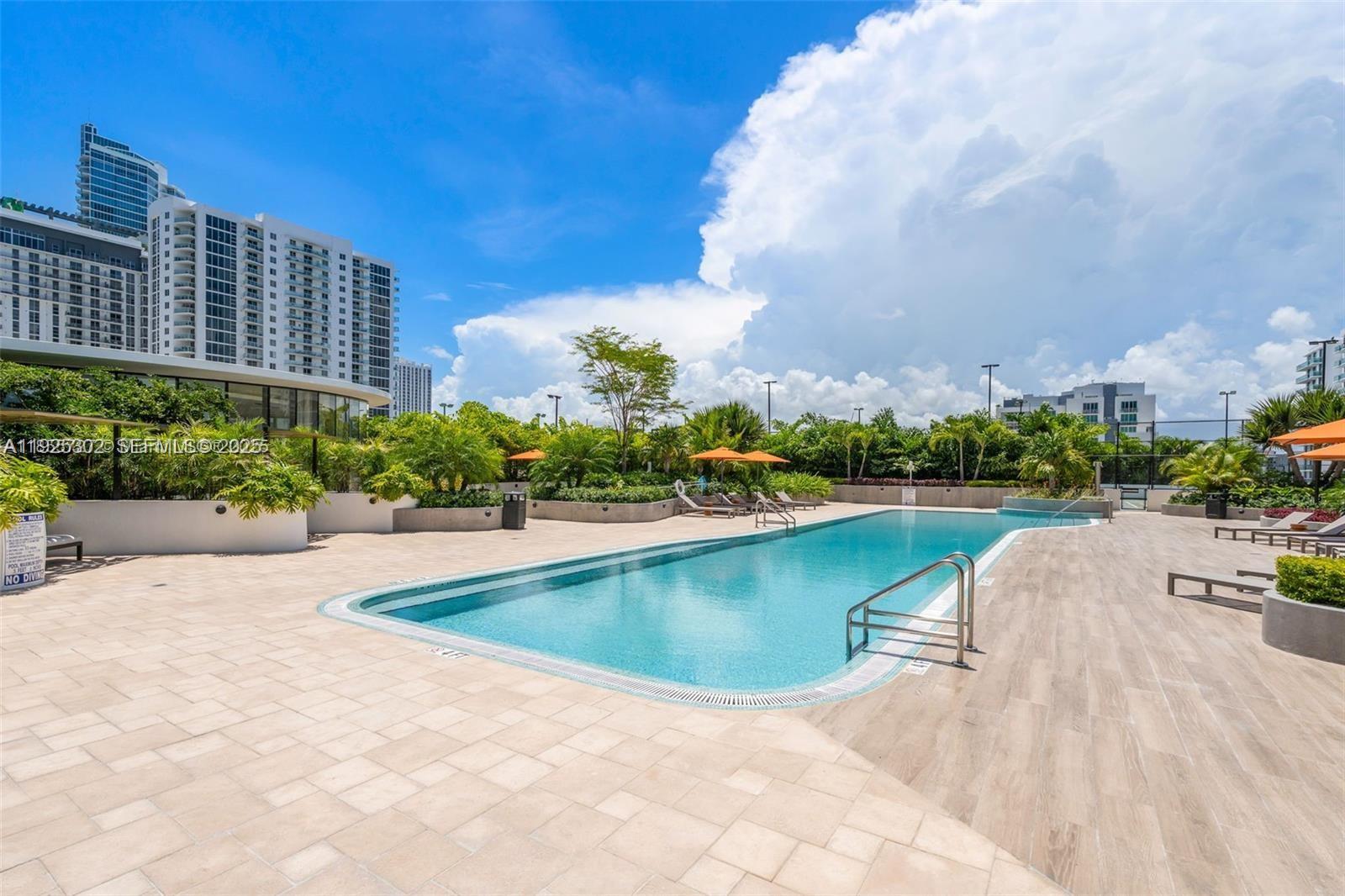 ARIA RESERVE SOUTH - Residential