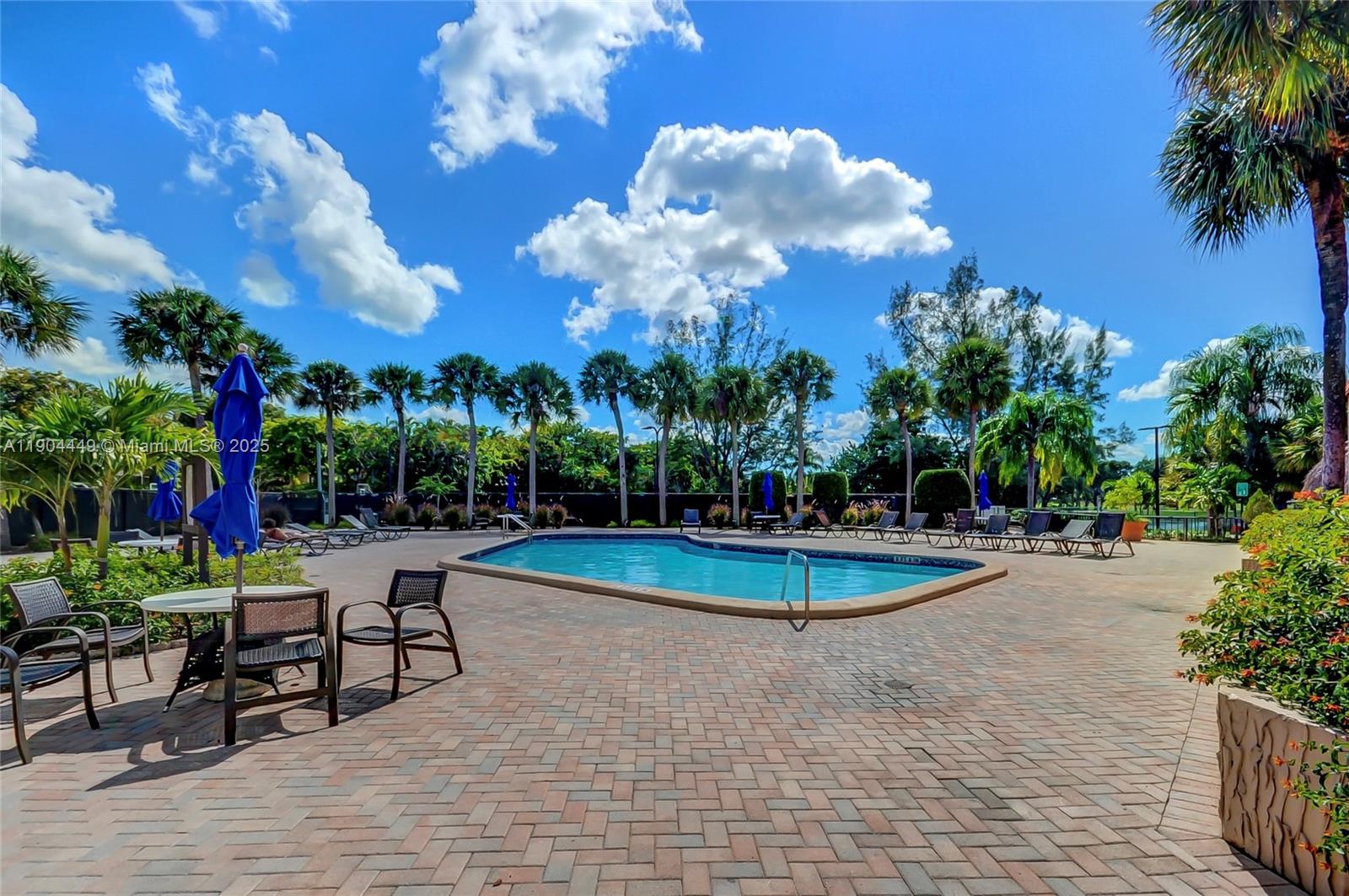 COSTA DEL SOL CONDO NO 2 - Residential