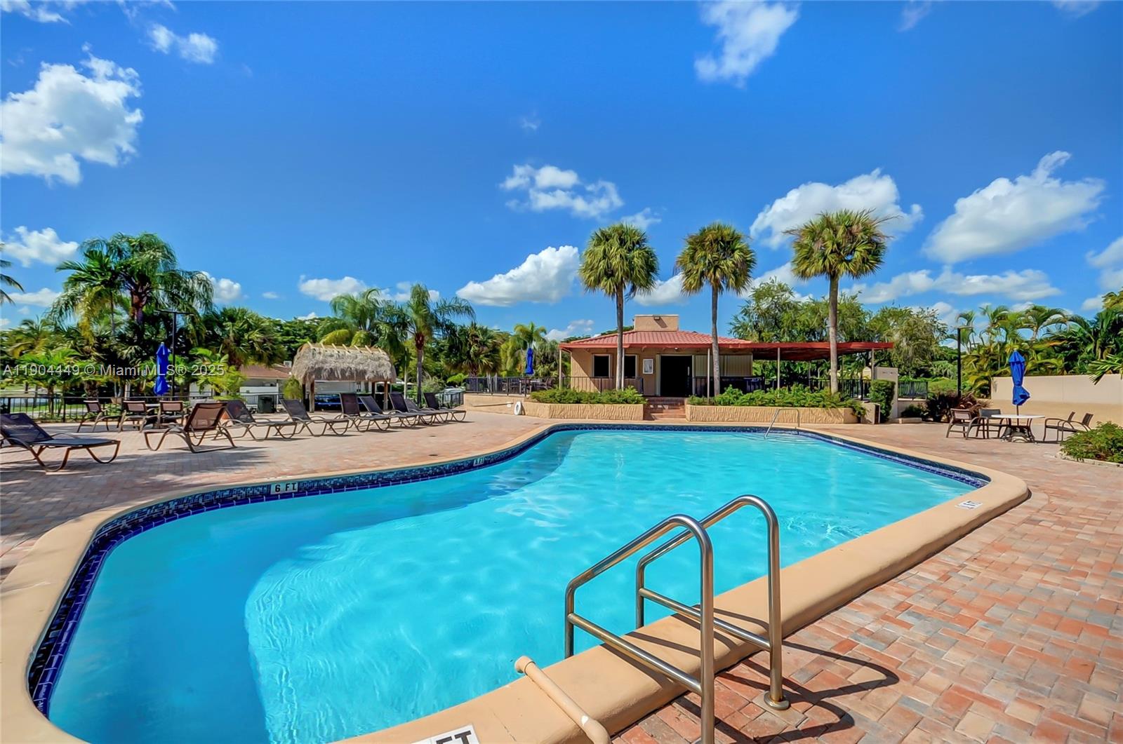 COSTA DEL SOL CONDO NO 2 - Residential