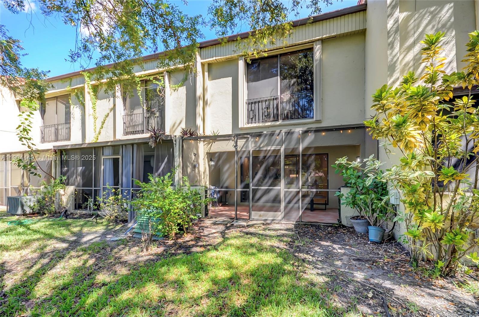 COSTA DEL SOL CONDO NO 2 - Residential