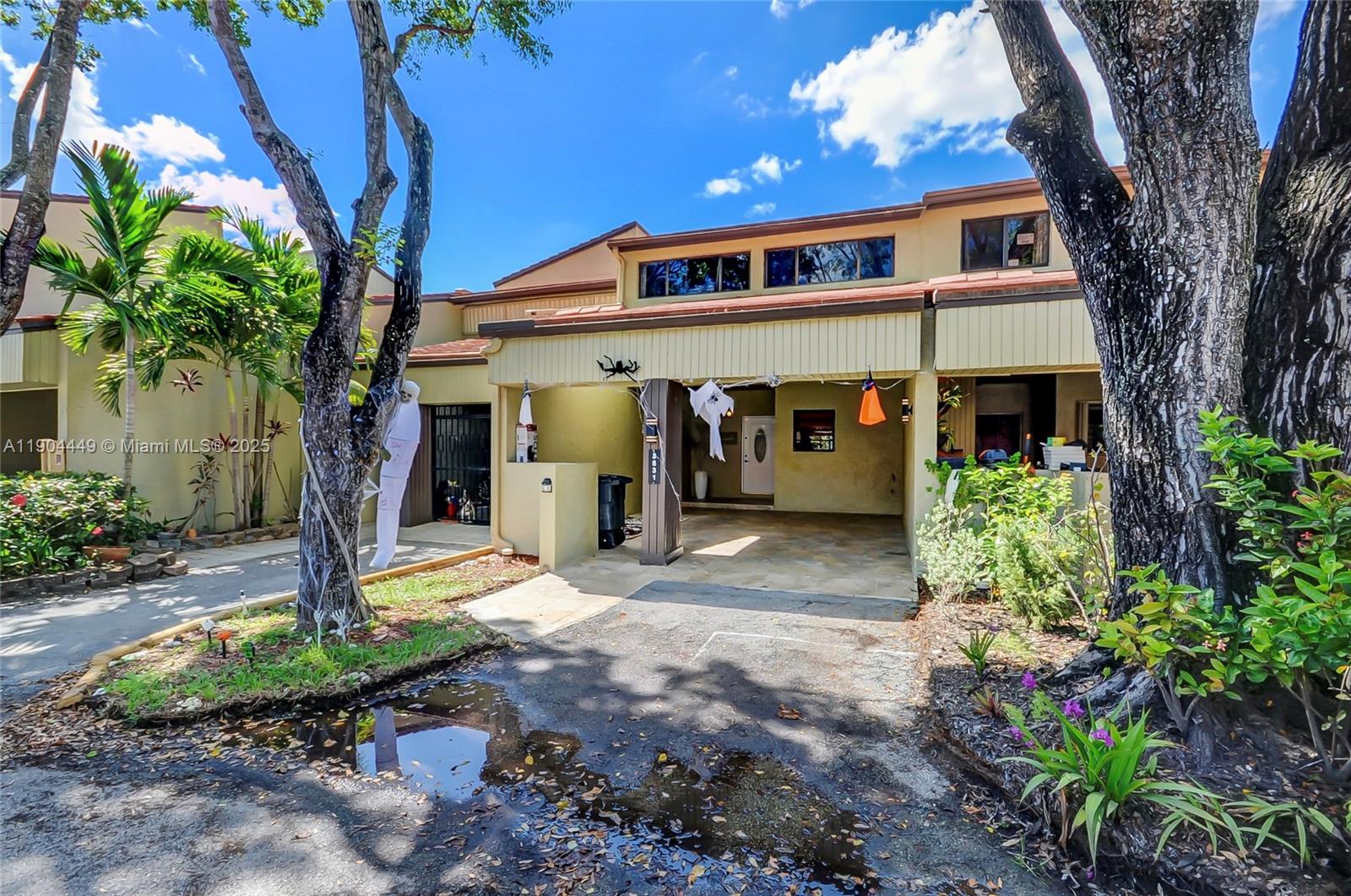 COSTA DEL SOL CONDO NO 2 - Residential