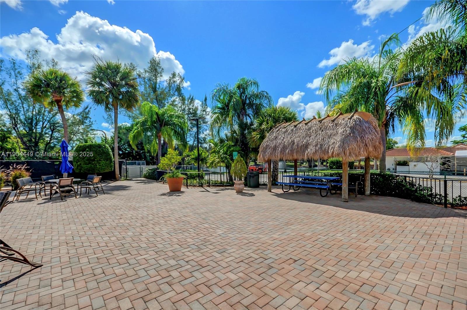 COSTA DEL SOL CONDO NO 2 - Residential