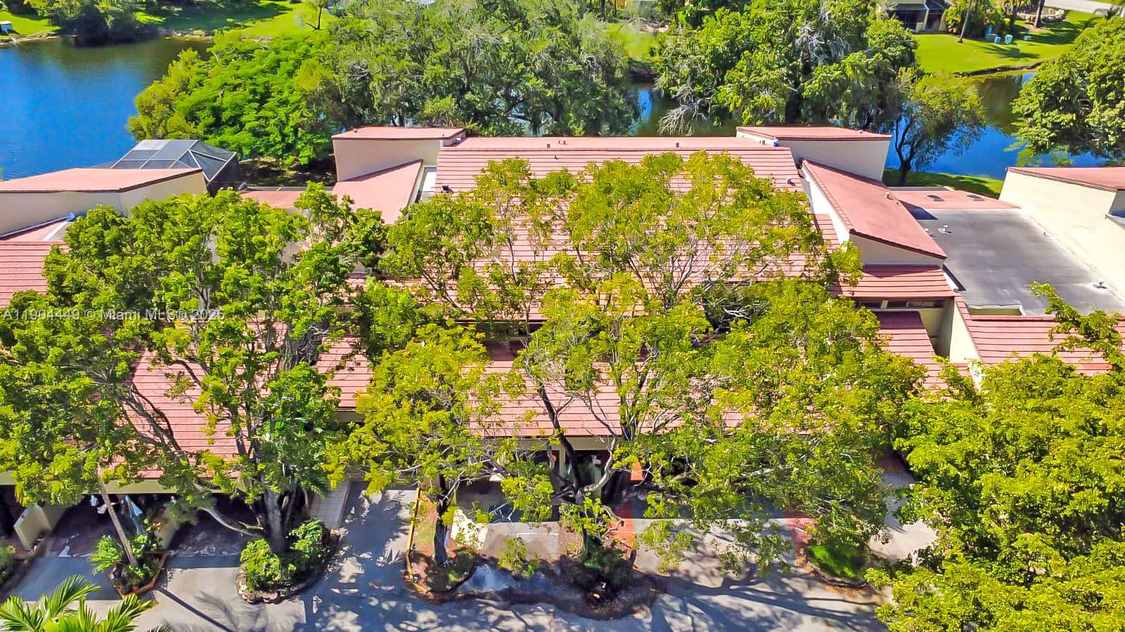 COSTA DEL SOL CONDO NO 2 - Residential