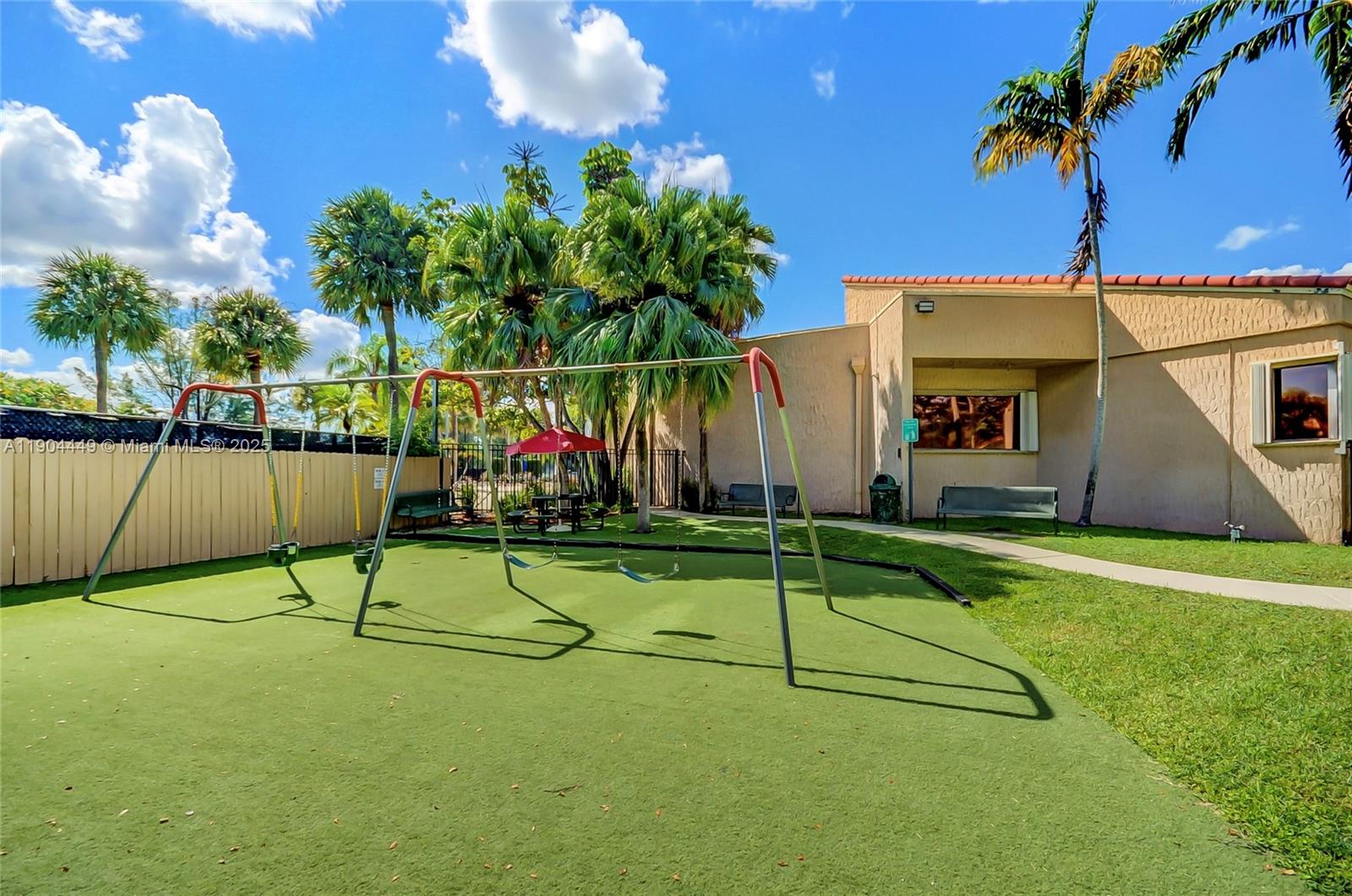 COSTA DEL SOL CONDO NO 2 - Residential