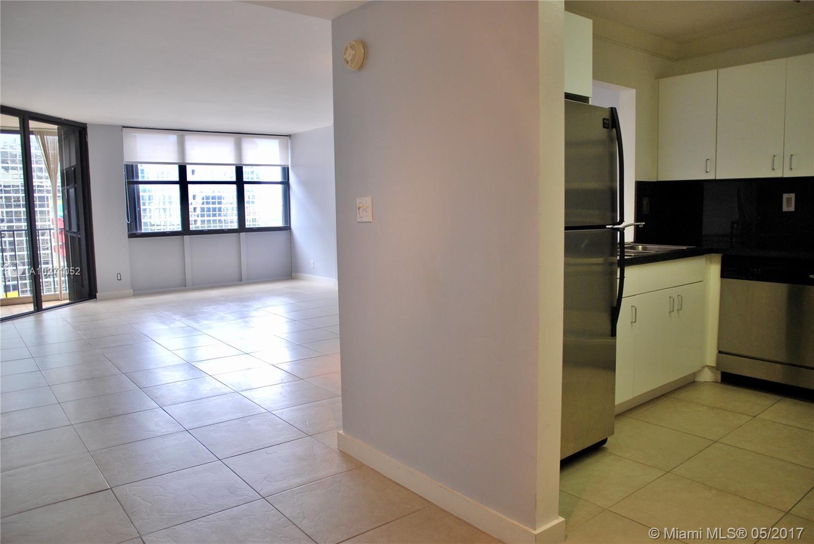 BRICKELL PLACE PHASE II C - Residential Lease