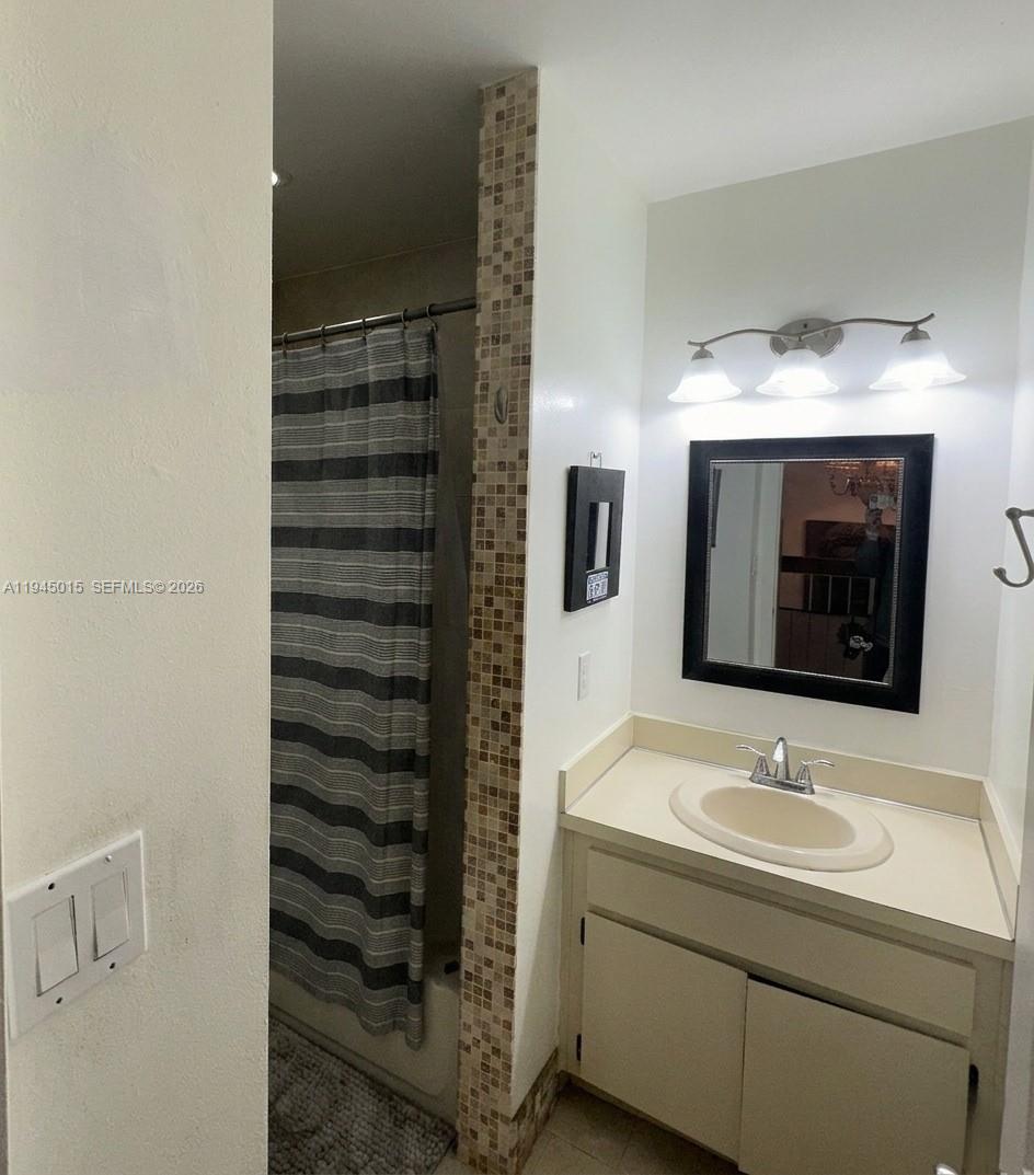 THE ODA HOMES CONDO - Residential