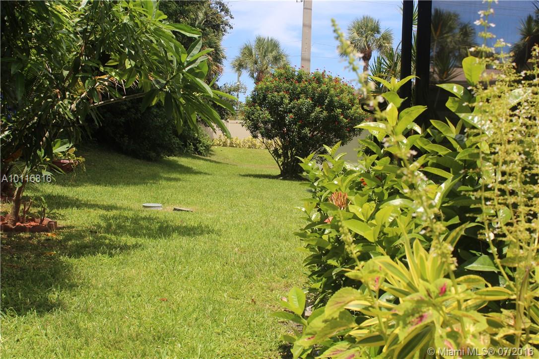 Mirror Lakes 01 - Residential