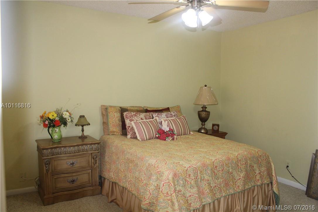 Mirror Lakes 01 - Residential