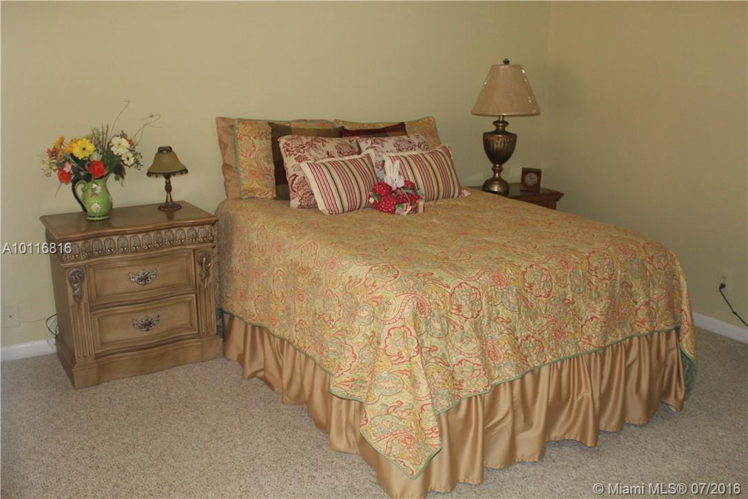 Mirror Lakes 01 - Residential