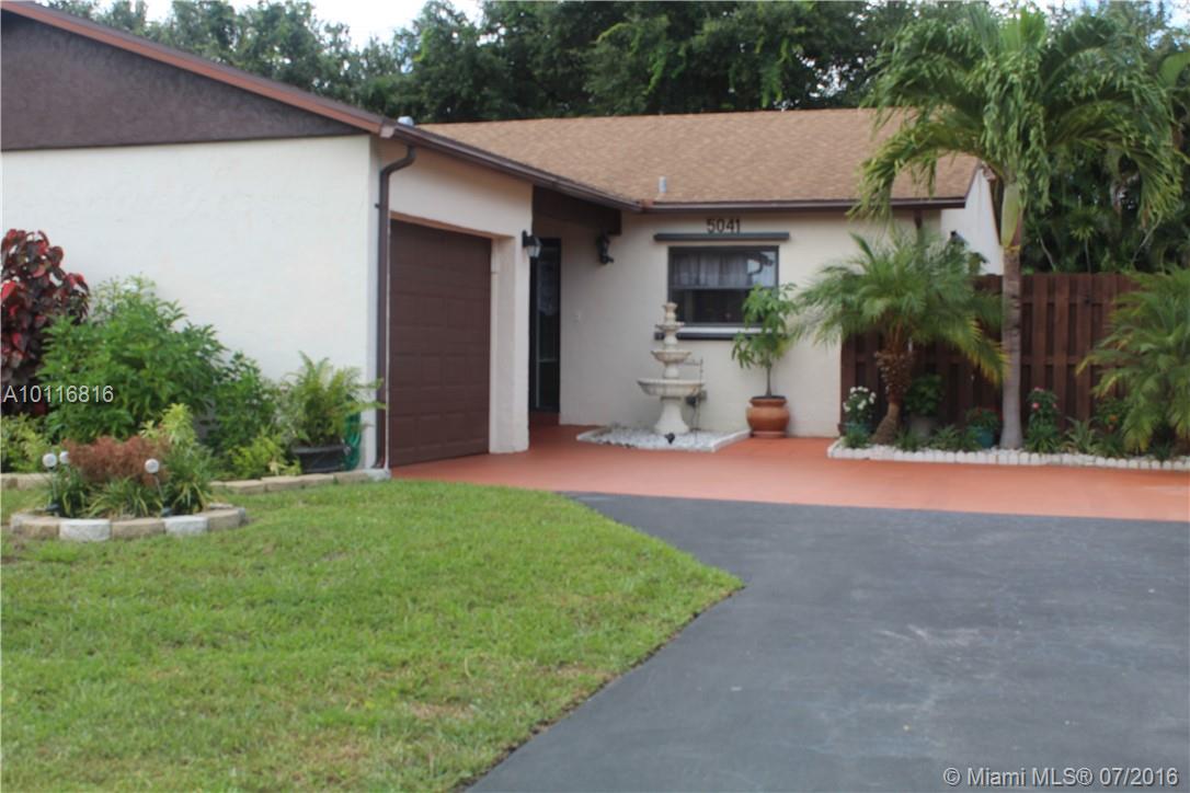 Mirror Lakes 01 - Residential