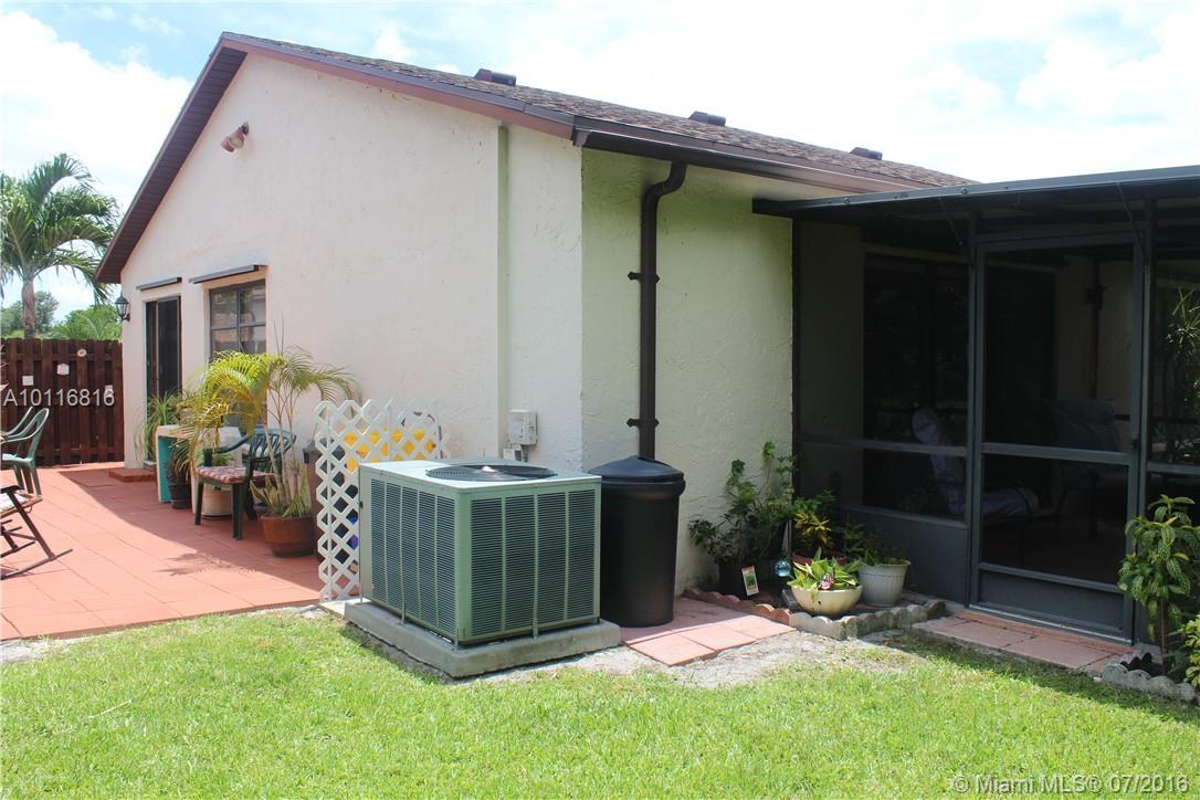 Mirror Lakes 01 - Residential