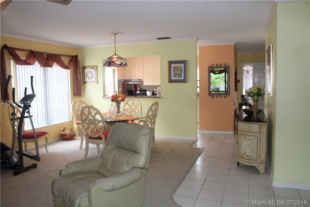 Mirror Lakes 01 - Residential