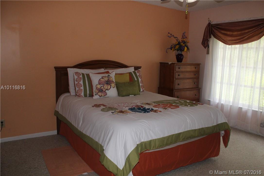 Mirror Lakes 01 - Residential