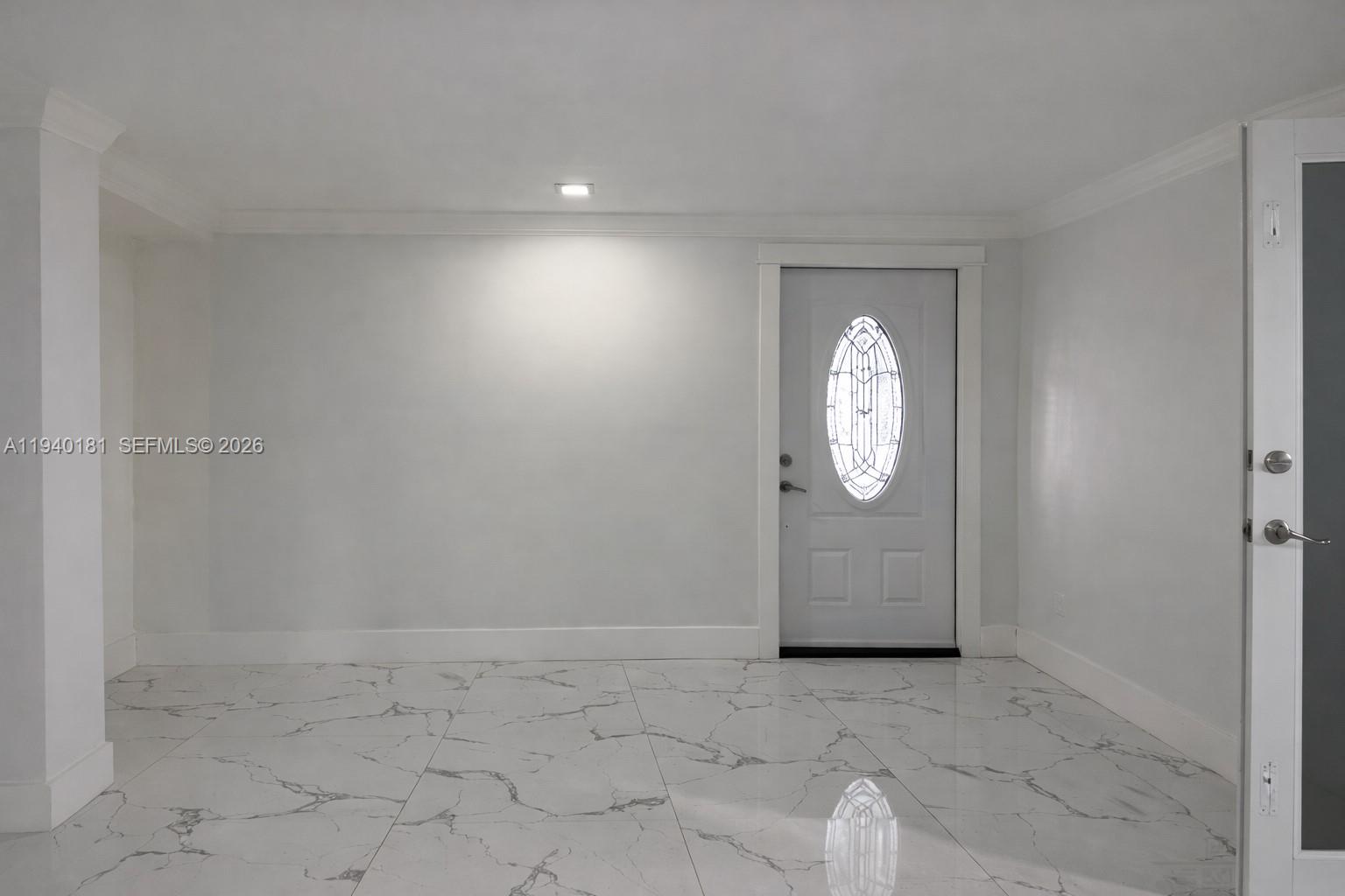 LOS PALACIOS I CONDO - Residential