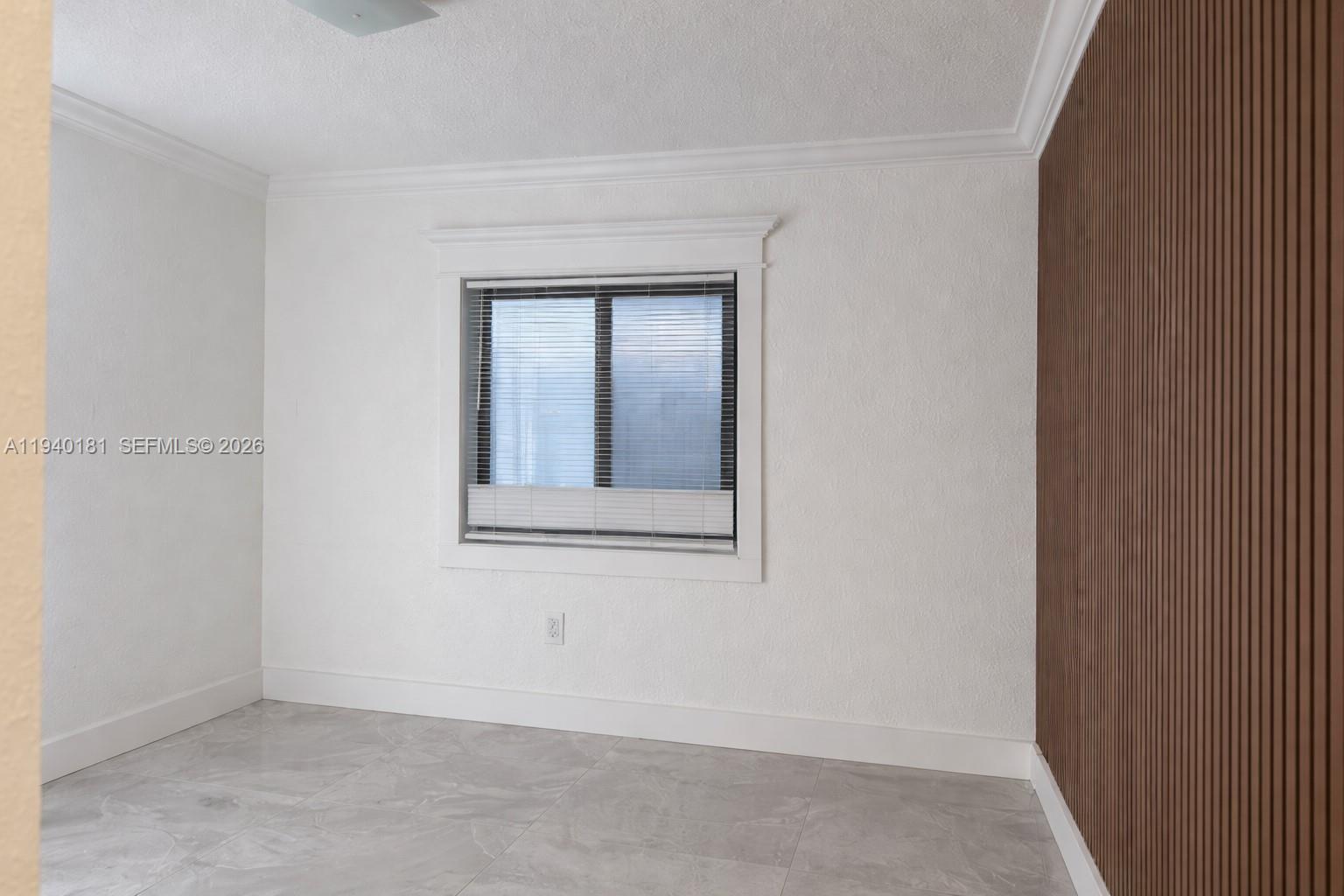 LOS PALACIOS I CONDO - Residential