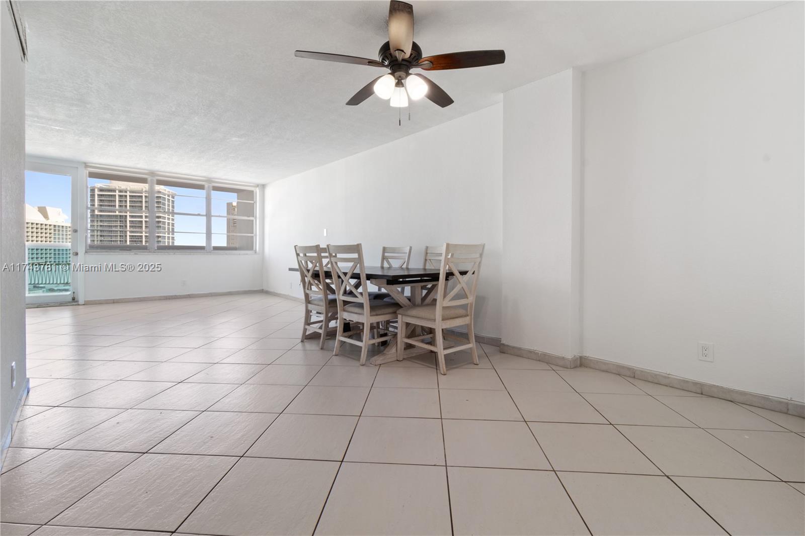 AQUASOL CONDO - Residential