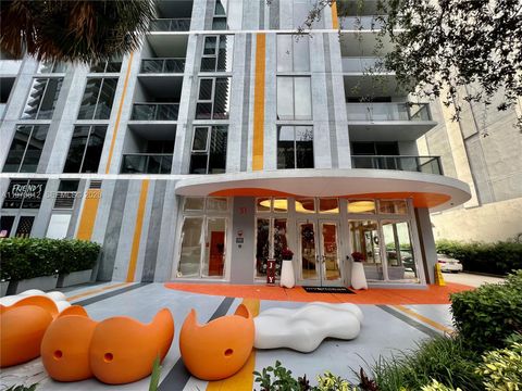 31 SE 6th St 1604 Miami FL 33131