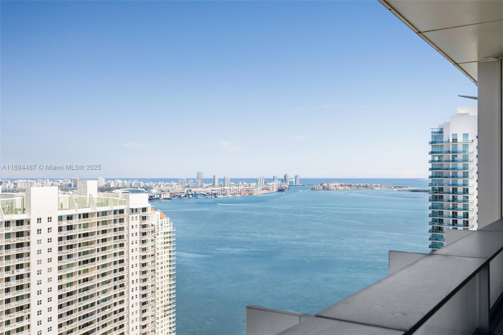 MAYFIELD CONDO - Residential