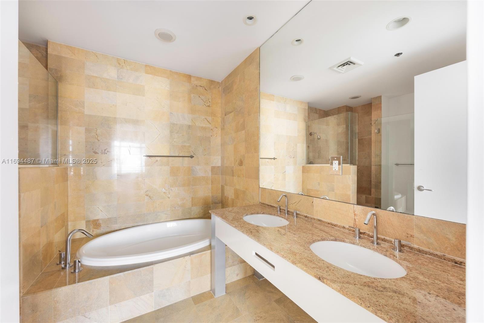 MAYFIELD CONDO - Residential