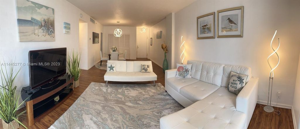 Photo of 3001 S Ocean Dr #619, Hollywood, FL 33019 (MLS # A11445277)