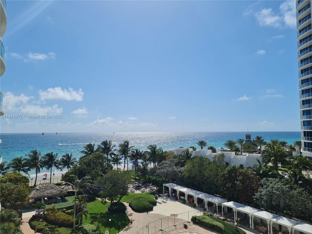 Photo of 3001 S Ocean Dr #619, Hollywood, FL 33019 (MLS # A11445277)