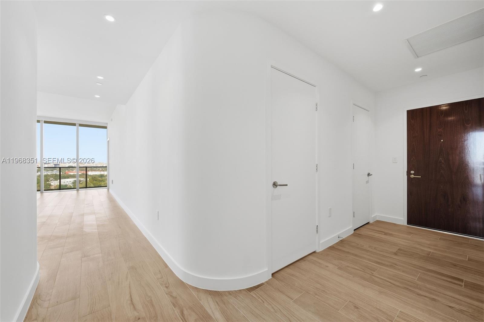 2678 Tigertail Ave 1501