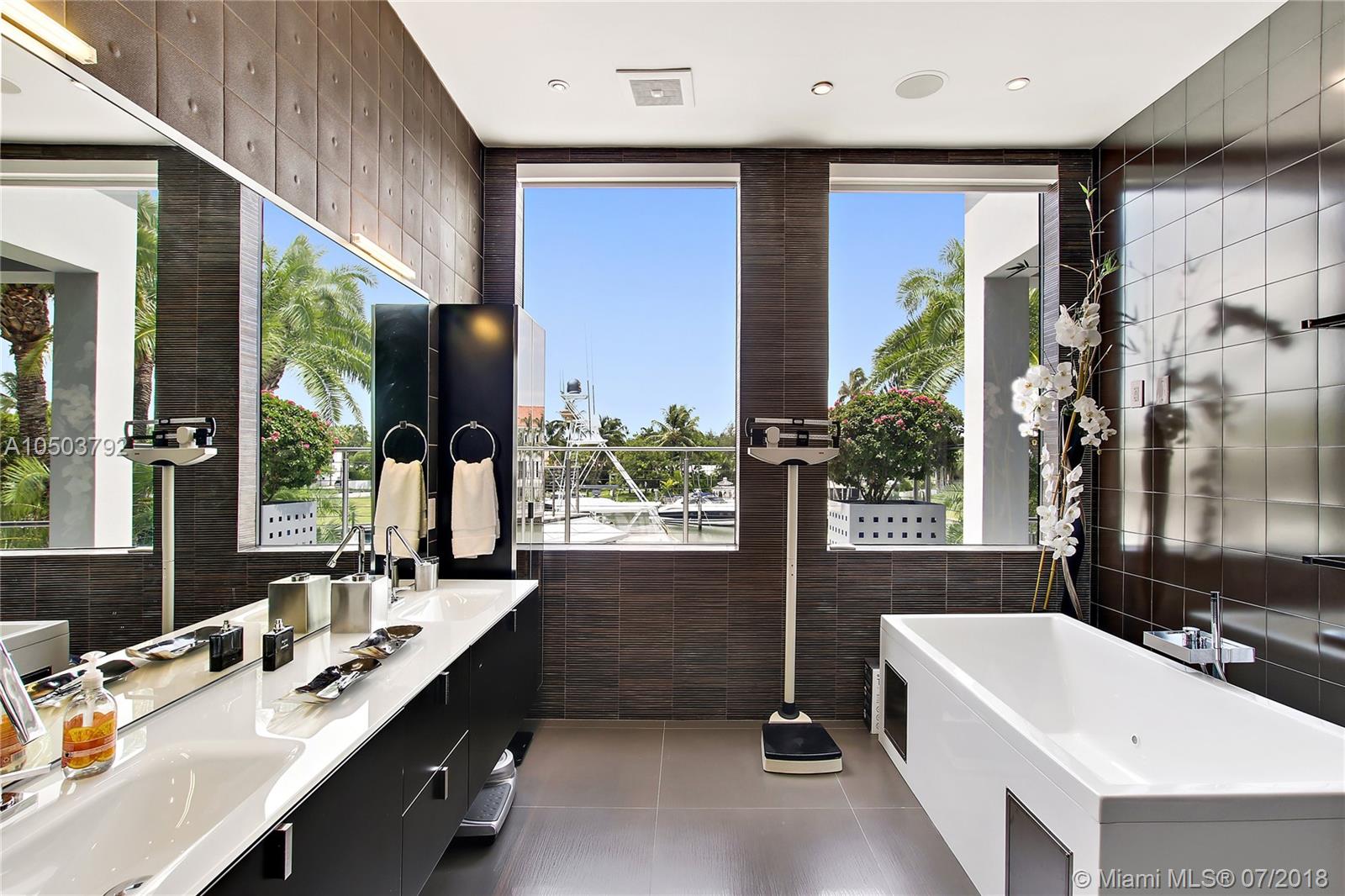 CAPE FLORIDA SUB SEC 1 - Residential