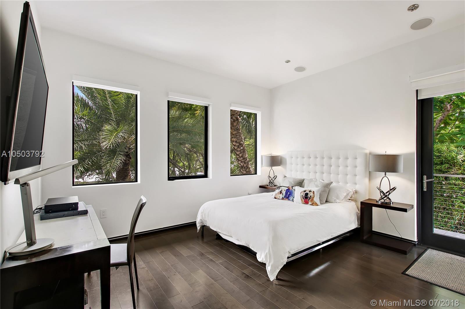 CAPE FLORIDA SUB SEC 1 - Residential