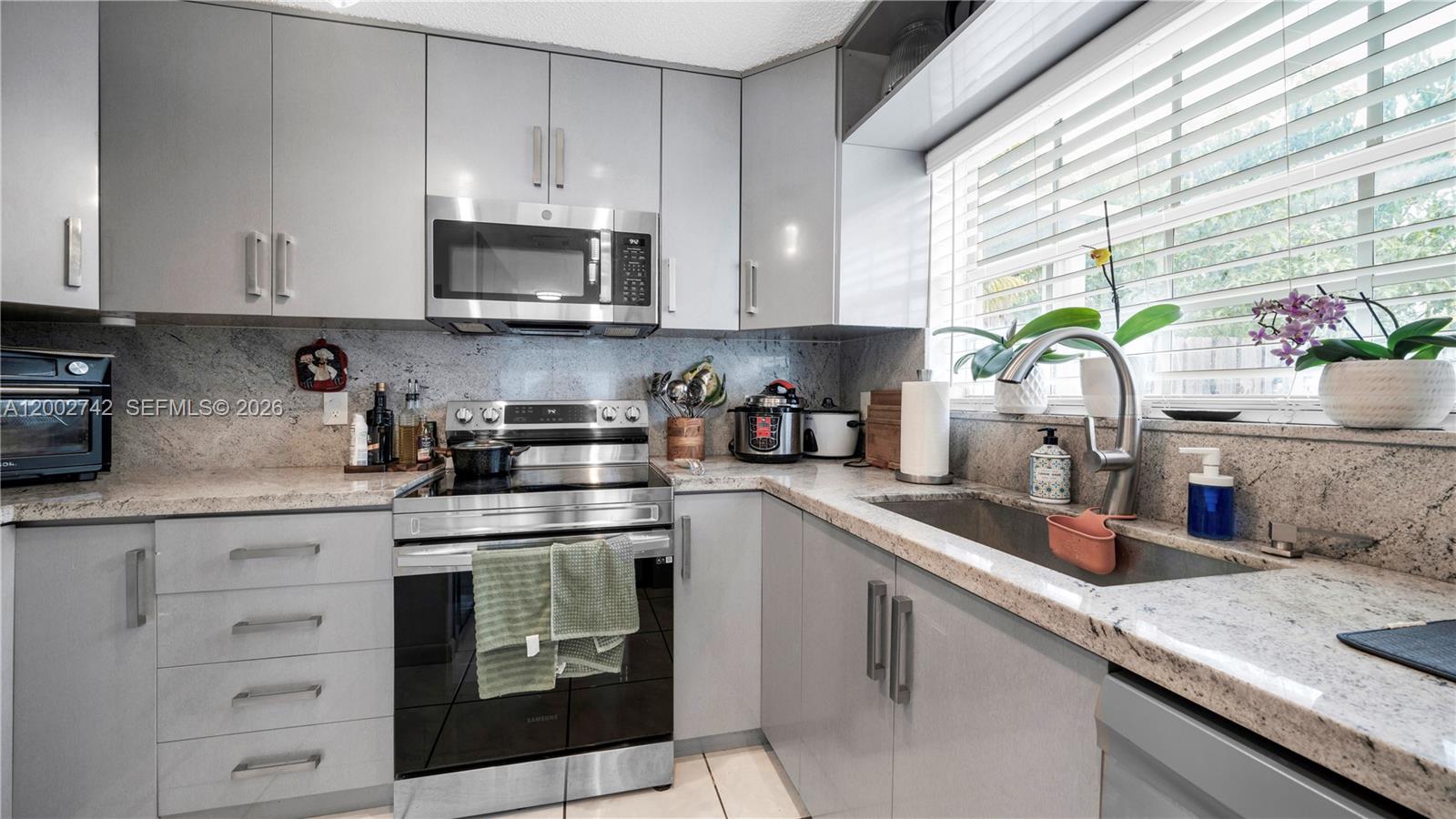 PAUL MARKS SUB - Residential