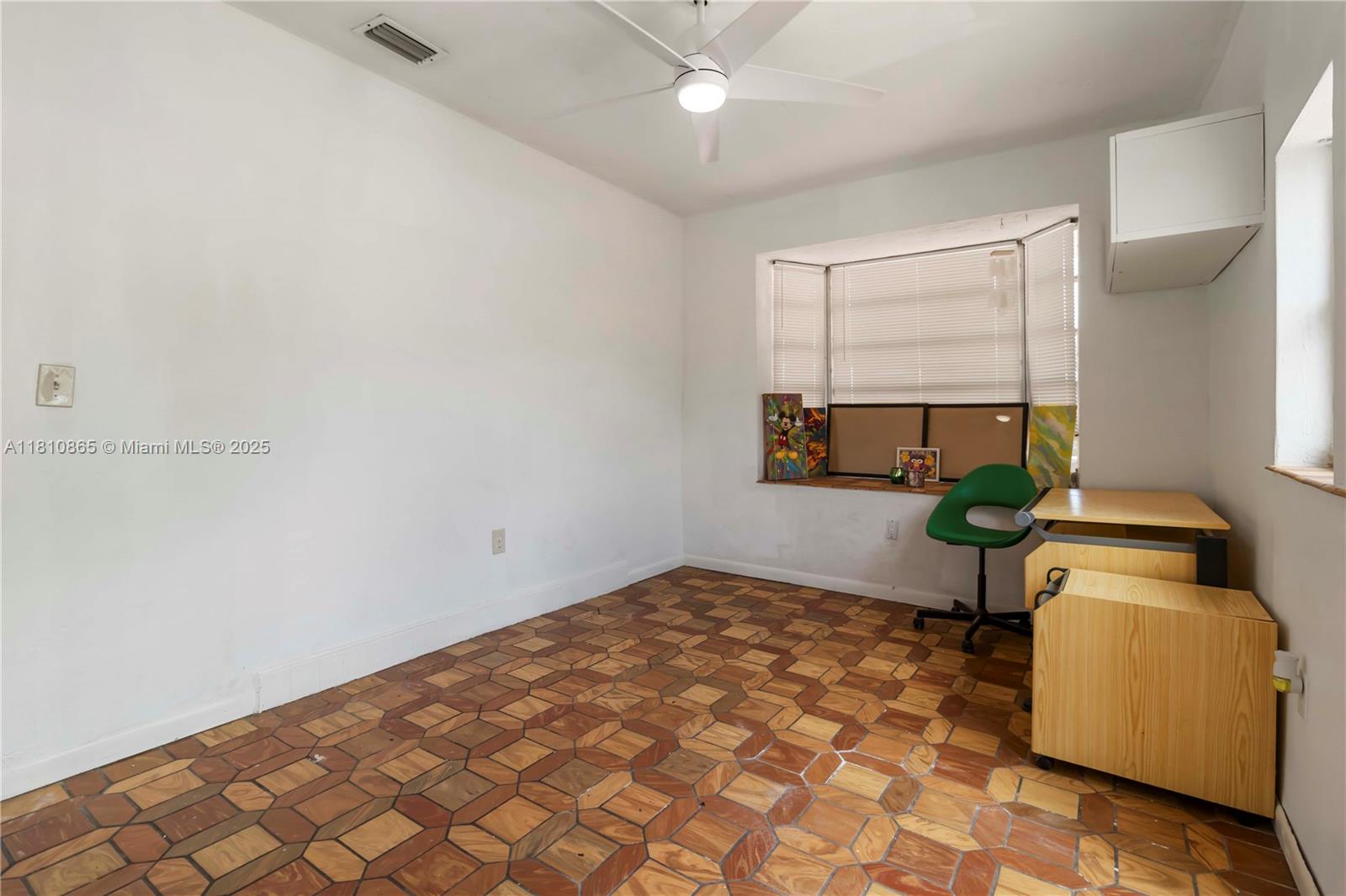 DRIFTWOOD ACRES - Residential