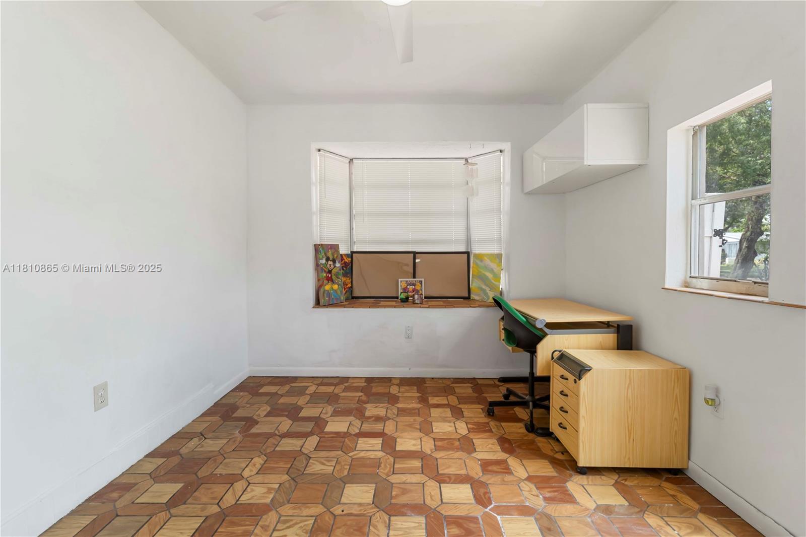 DRIFTWOOD ACRES - Residential