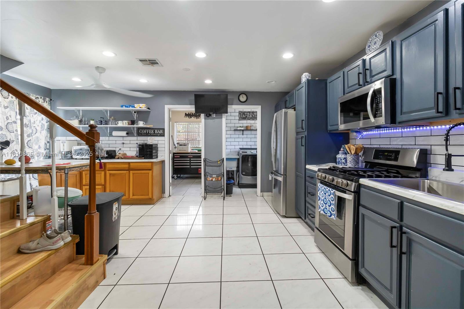 DRIFTWOOD ACRES - Residential