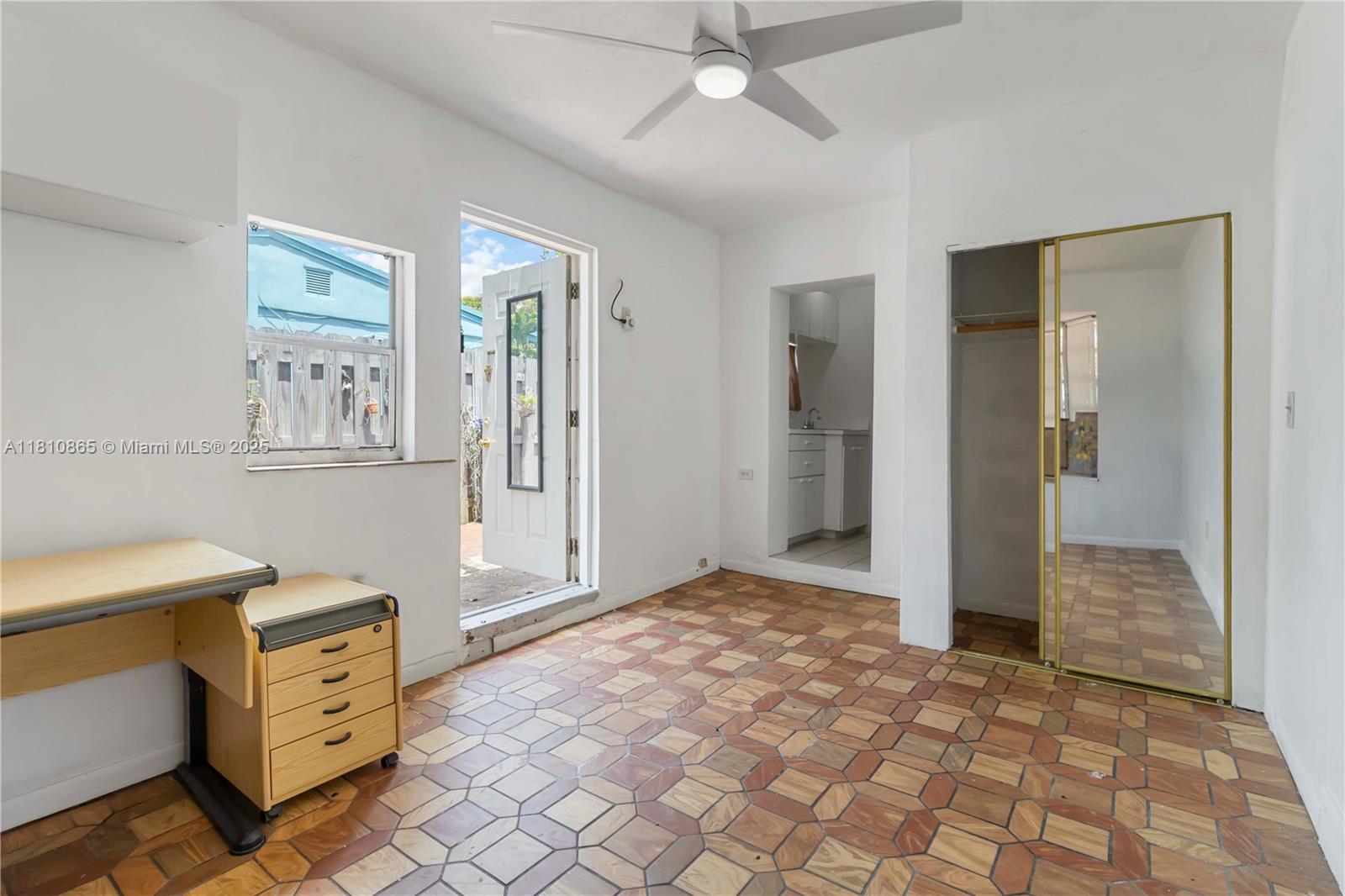 DRIFTWOOD ACRES - Residential